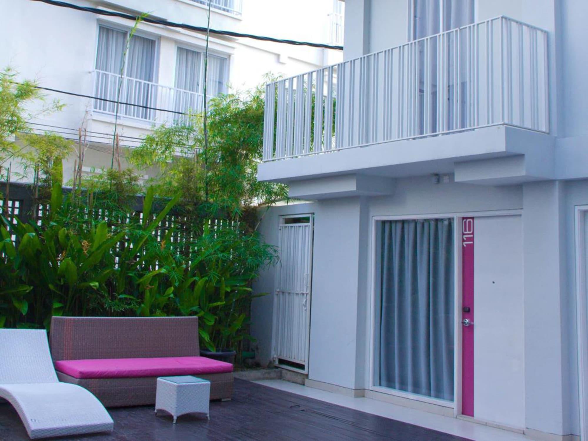 Favehotel Kuta Square Exterior photo