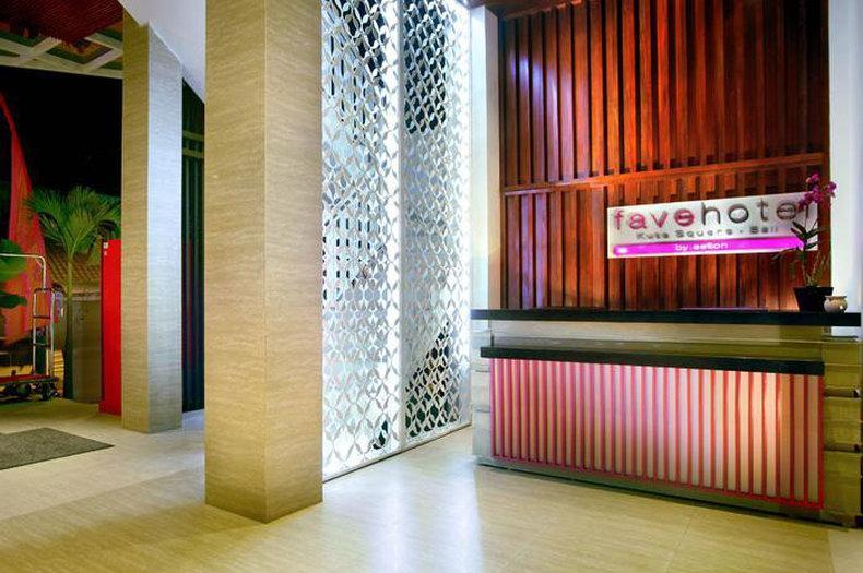 Favehotel Kuta Square Exterior photo